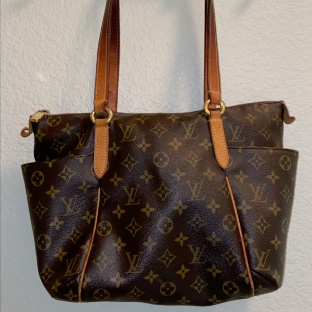 Real Totally PM Louis Vuitton brown tote bag